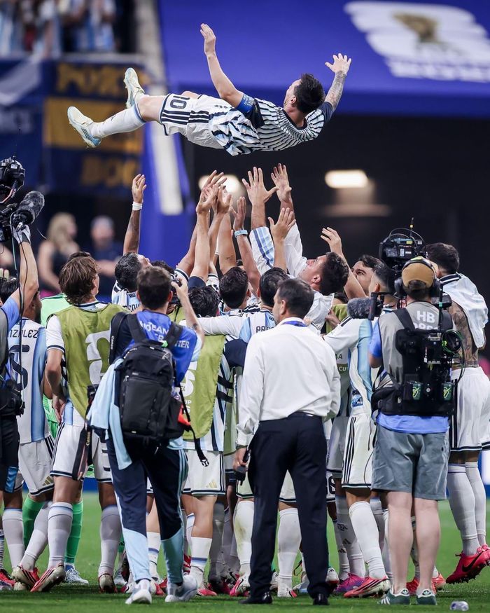 Argentina tổ chức màn chia tay dành cho siêu đội trưởng của mình.