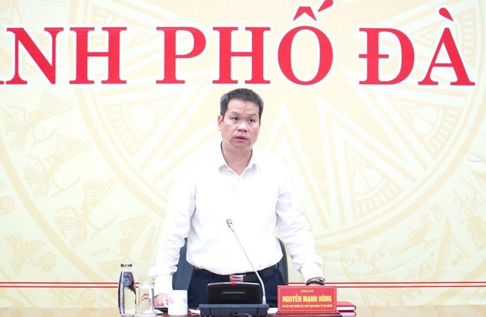 Chủ tịch UBND TP Nguyễn Mạnh Hùng phát biểu chỉ đạo tại buổi đối thoại với DN.