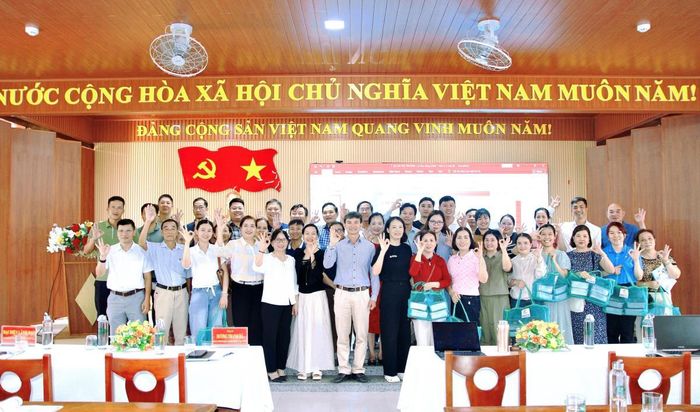 Các hộ kinh doanh cùng chính quyền, tổ chức Môi trường Thái Bình Dương quyết tâm thực hiện mục tiêu Dự án