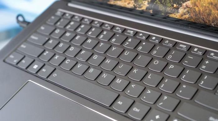 Windows 11 đang thử nghiệm tùy chọn cho phép biến phím Copilot thành Ctrl phải hoặc phím Menu ngữ cảnh.