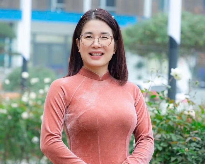 - Trong bối cảnh trí tuệ nhân tạo (AI), chuyển đổi số và công nghệ mới đang làm thay đổi nhanh chóng cách học tập, làm việc, theo PGS, thanh niên Việt Nam hiện đứng trước những cơ hội và thách thức nào để làm chủ tương lai? 