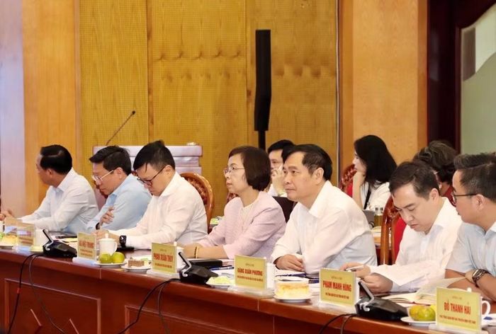 Các đại biểu tham dự cuộc làm việc. Ảnh: Thanh Mai