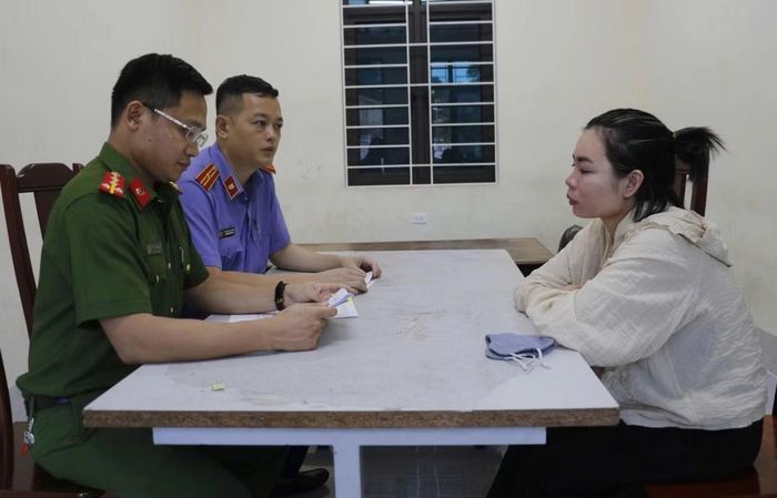 Võ Thị Ngân tại cơ quan Công an.