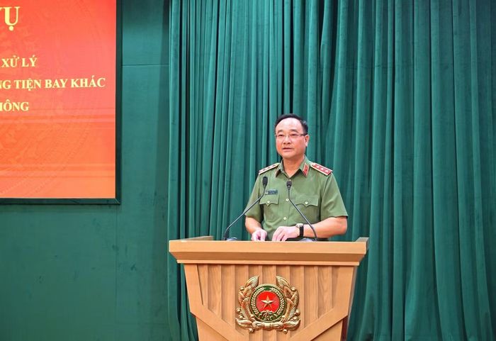 Thứ trưởng Phạm Thế Tùng phát biểu chỉ đạo. Ảnh: BCA