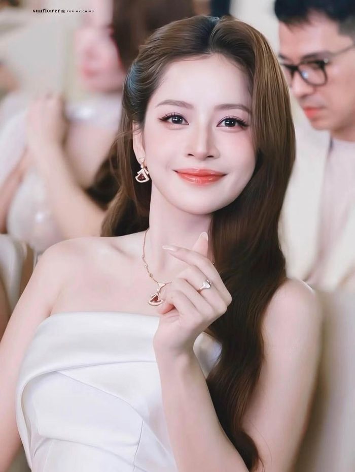 Chi Pu vươn xa nhờ show Chị đẹp đạp gió rẽ sóng 2023.