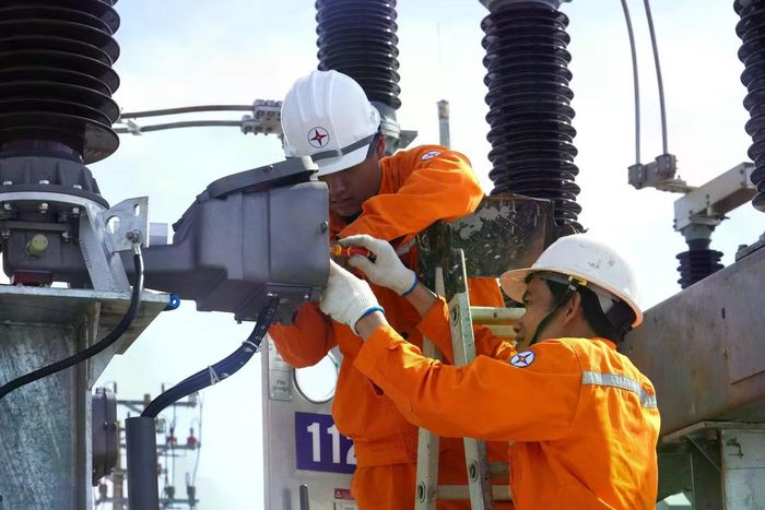 Nhu cầu vốn để đầu tư nguồn điện và lưới điện sắp tới của EVN rất lớn.