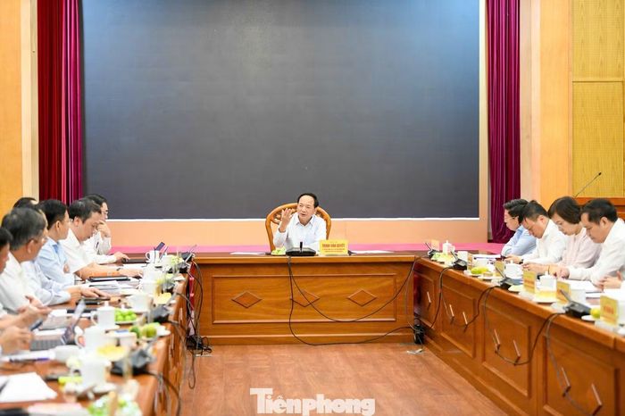  Quang cảnh buổi làm việc. Ảnh: Như Ý. 