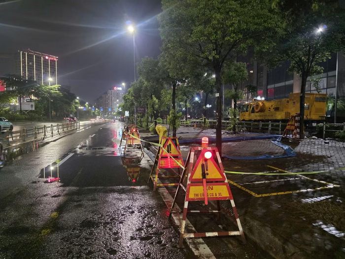 Đến 19h ngày 17/9, nhiều điểm ngập nội đô đã rút nước.