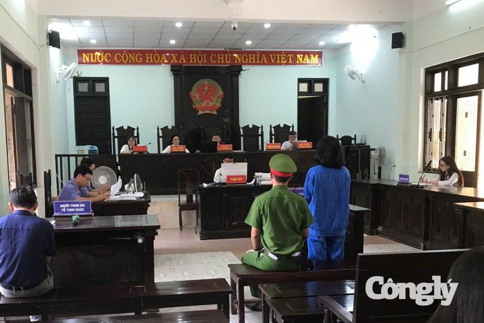 Phiên toà xét xử cựu kế toán Cục Thi hành án dân sự chiếm đoạt hơn 5,8 tỷ đồng.