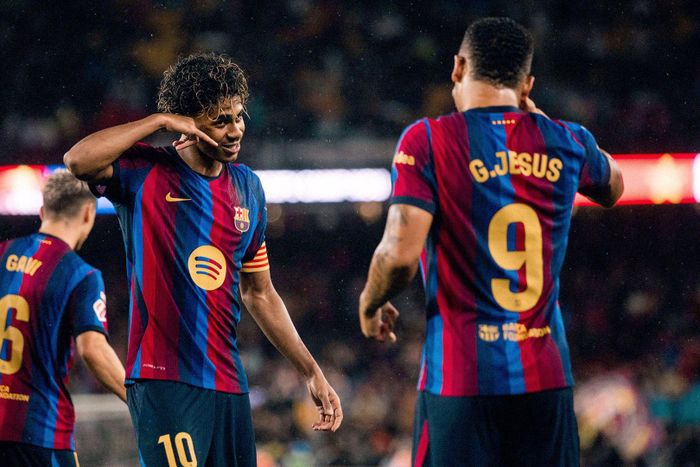 Lamine Yamal hỏng phạt đền nhưng cũng có 1 bàn và 2 kiến tạo. Ảnh: FCB