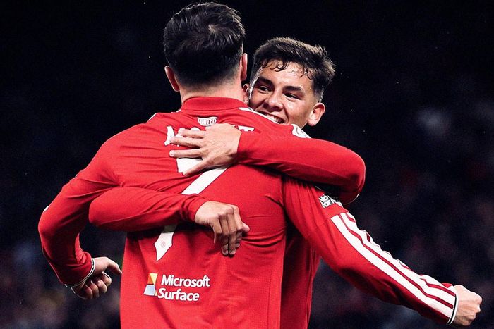 Lacey ra mắt ấn tượng nhưng MU vẫn rơi vào bi kịch. Ảnh: MUFC