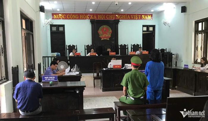 Toàn cảnh phiên toà. Ảnh: N.M