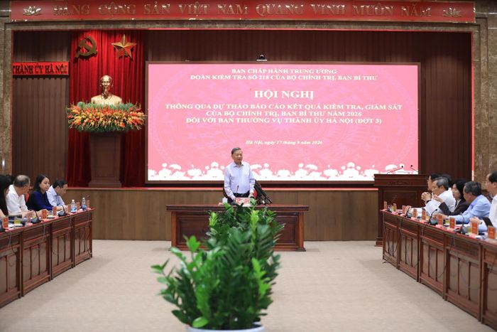 Tổng Bí thư, Chủ tịch nước Tô Lâm: Thủ đô phải đi đầu trong xây dựng đội ngũ cán bộ. Ảnh: QT