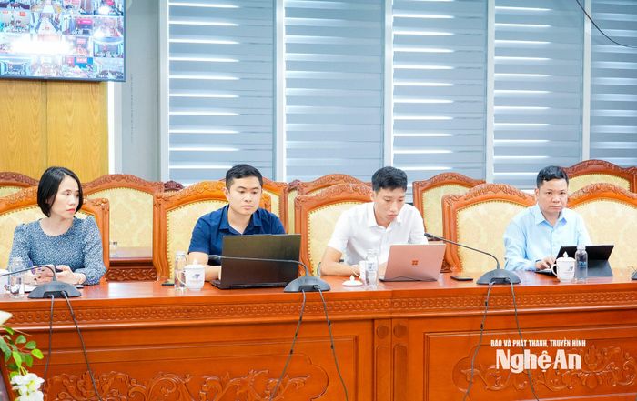 Các đại biểu dự hội nghị. Ảnh: Phạm Bằng