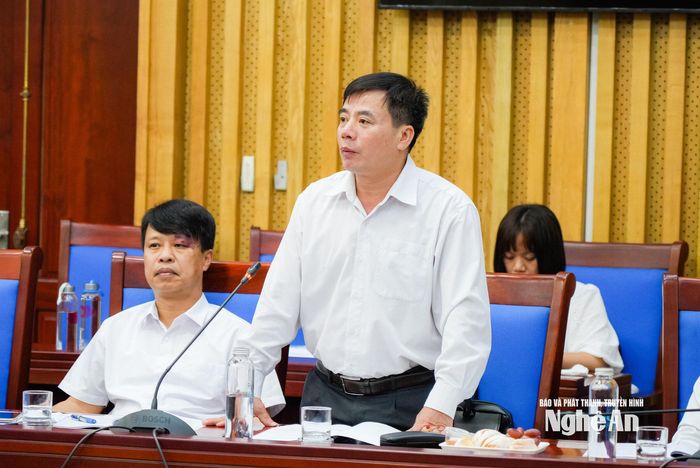 Giám đốc Ban Quản lý Khu Bảo tồn thiên nhiên Pù Hoạt, ông Nguyễn Văn Sinh phát biểu tại hội nghị. Ảnh: TL