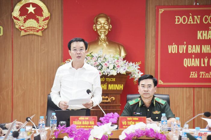 Phó Chủ tịch Thường trực UBND tỉnh Trần Báu Hà phát biểu.