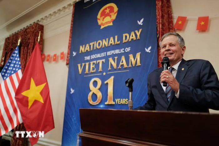 Thượng nghị sỹ Steve Daines đánh giá cao những bước phát triển mạnh mẽ của quan hệ Việt Nam-Hoa Kỳ trong hơn ba thập kỷ qua. (Ảnh: Ngọc Quang/TTXVN)