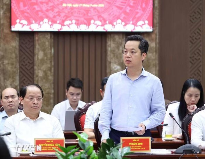 Đồng chí Vũ Đăng Định, Ủy viên Ban Thường vụ, Trưởng Ban Tổ chức Thành ủy Hà Nội phát biểu. (Ảnh: Thống Nhất/TTXVN)