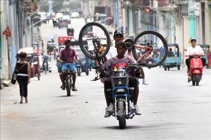 Người dân tại La Habana, Cuba. Ảnh: THX/TTXVN phát