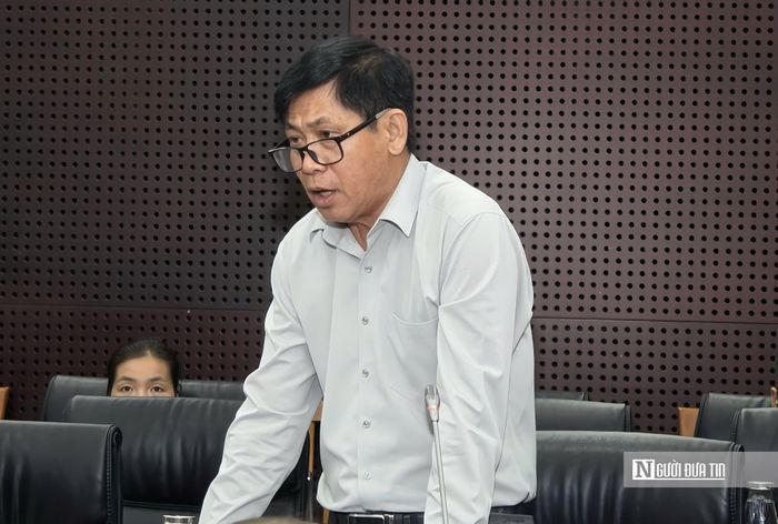 Ông Nguyễn Trọng Khải, Giám đốc Công ty TNHH Thương mại và Chuyển giao Công nghệ K&H, mong thành phố xem xét gia hạn thời gian thuê đất để doanh nghiệp tiếp tục khai thác khu thể thao đã đầu tư.