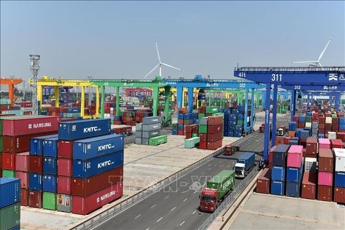 Một góc cảng Thiên Tân, Trung Quốc. Ảnh: TTXVN