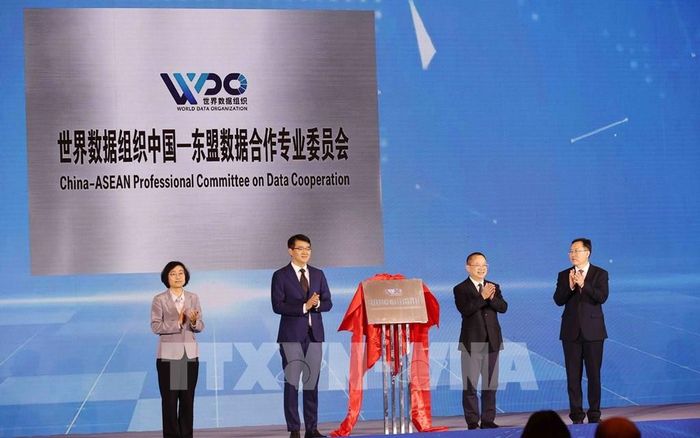 Tại Hội nghị đã ra mắt Ủy ban Chuyên trách về Hợp tác Dữ liệu Trung Quốc – ASEAN thuộc Tổ chức Dữ liệu Thế giới. Ảnh: Công Tuyên - PV TTXVN tại Trung Quốc