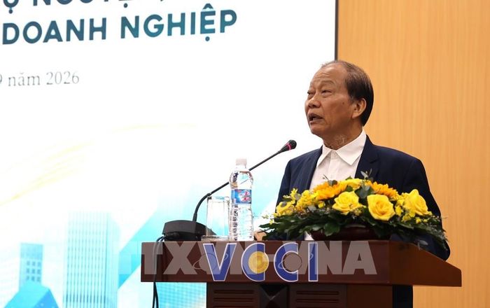 Ông Hoàng Quang Phòng, Phó Chủ tịch VCCI, phát biểu tại hội thảo. Ảnh: Hứa Chung - TTXVN