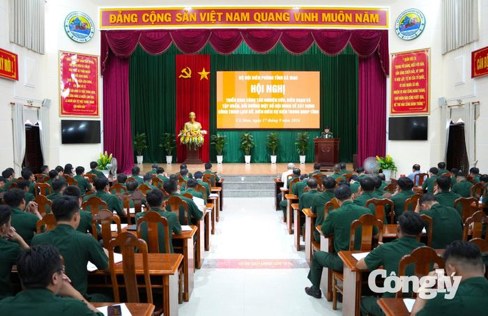 Quang cảnh hội nghị