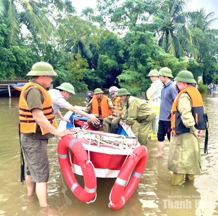 Các địa phương đang chuẩn bị lực lượng, phương tiện nhằm ứng phó với nước lũ dâng cao