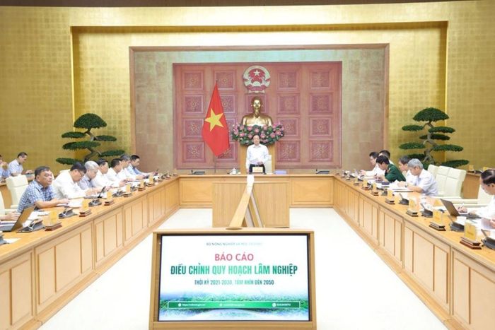 Phó Thủ tướng Hồ Quốc Dũng chủ trì cuộc họp. Ảnh: chinhphu.vn/Gia Huy.