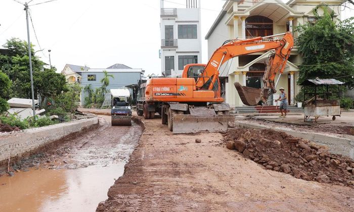 Đường nối từ tuyến đường tỉnh 293D vào thôn Thán, xã Dương Hưu được cải tạo, nâng cấp sau kiến nghị của người dân.