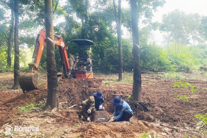 Khu vực tìm kiếm được 3 hài cốt liệt sĩ tại tỉnh Kratie ngày 16-9. Ảnh: ĐVCC
