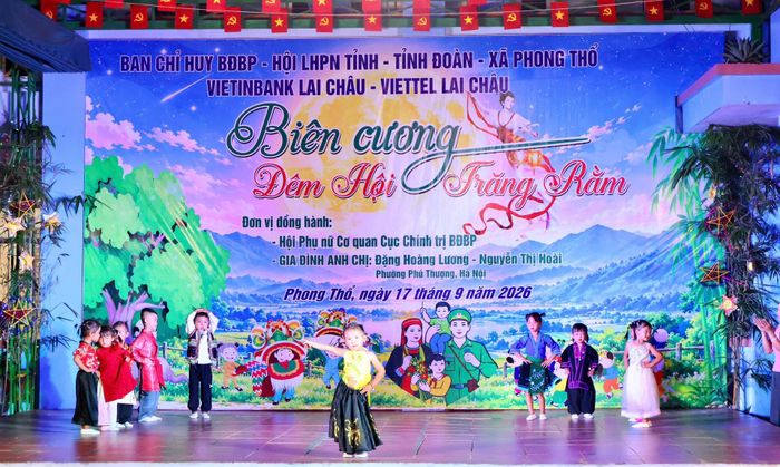 Chương trình “Biên cương - Đêm hội trăng rằm” năm 2026 với nhiều tiết mục văn nghệ đặc sắc.