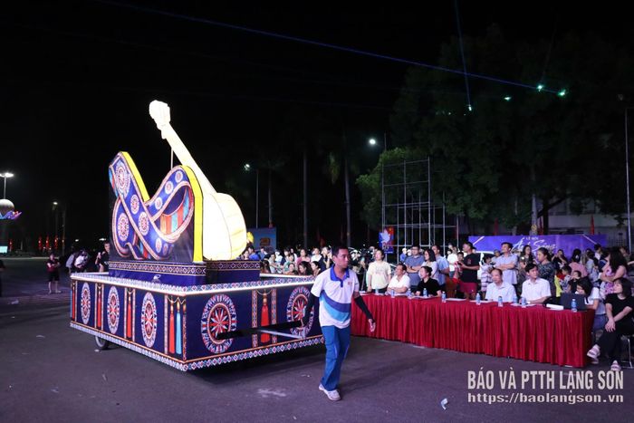 Sơ duyệt trình diễn diễu hành đèn lồng trong chương trình