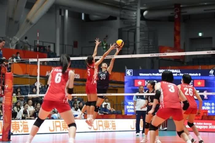  Ánh Thảo đang chơi tốt trong set 1. Ảnh: VFV 