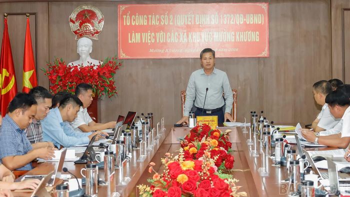 Đồng chí Ngô Hạnh Phúc - Phó Chủ tịch Thường trực UBND tỉnh phát biểu tại buổi làm việc với các địa phương khu vực Mường Khương.