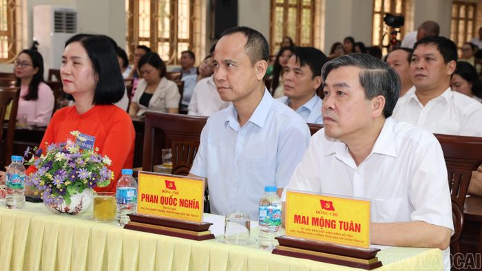 Đại biểu dự tổng kết, trao giải hội thi.