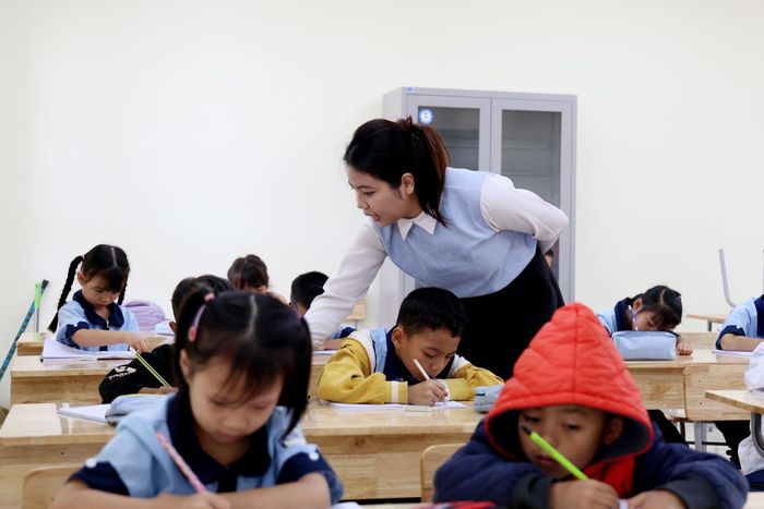 Học sinh vào học tại Trường Phổ thông nội trú Tiểu học và THCS Quảng Trực đầu năm học 2026 - 2027