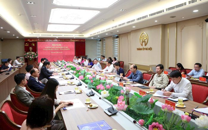 Quang cảnh buổi làm việc. (Ảnh: Thanh Hải)