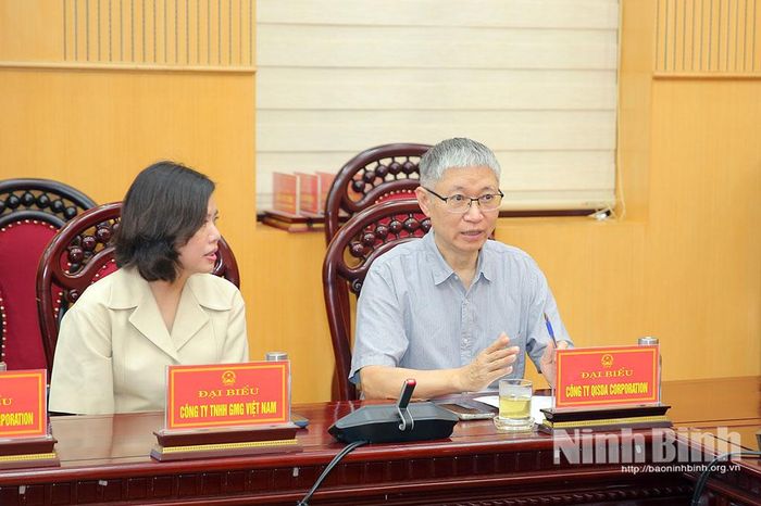 Đại diện Công ty QISDA CORPORATION phát biểu tại buổi làm việc.