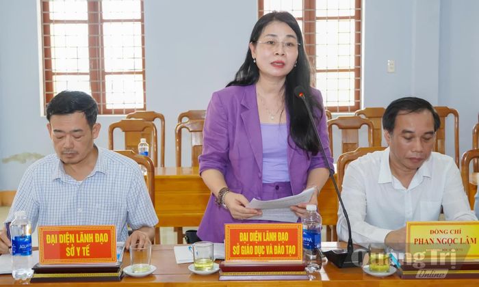 Đại diện lãnh đạo các sở phát biểu tại buổi làm việc - Ảnh: N.H