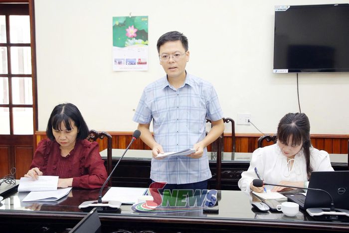 Đại diện Đoàn Giám sát số 2 của Ban Thường vụ Tỉnh ủy báo cáo dự thảo Báo cáo kết quả giám sát đối với Đảng ủy Viện Kiểm sát nhân dân tỉnh.
