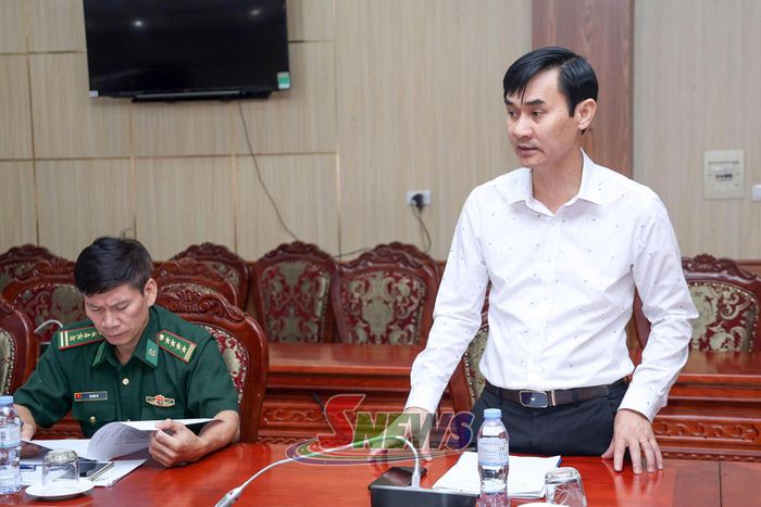 Đồng chí Giám đốc Sở Dân tộc và Tôn giáo phát biểu tại cuộc kiểm tra.