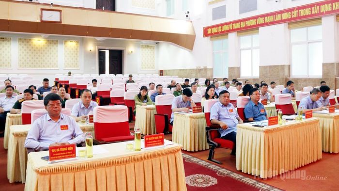 Các đại biểu dự khai mạc diễn tập.