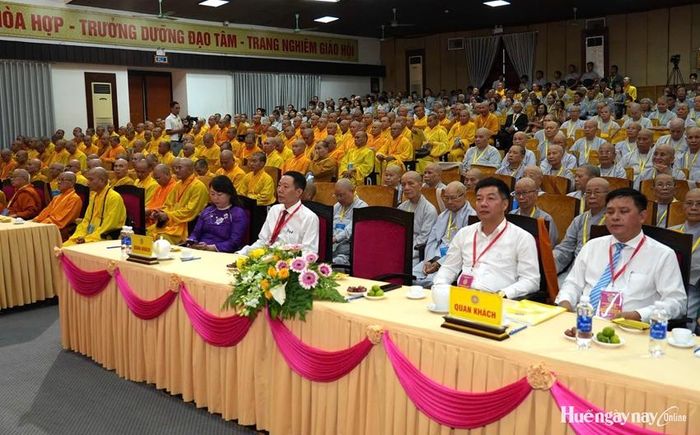 Các đại biểu tham dự phiên thứ Nhất Đại hội.