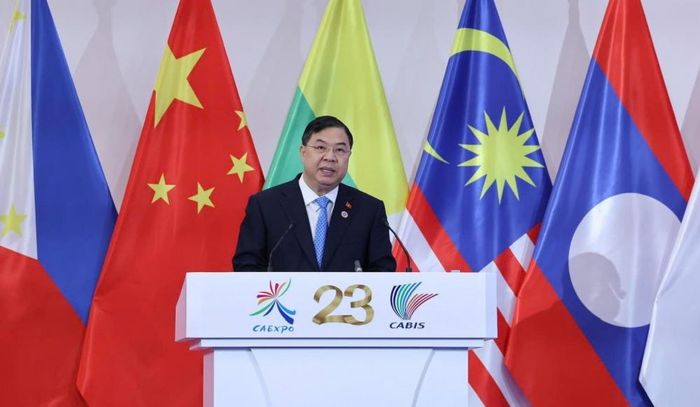 Phó Thủ tướng Thường trực Phạm Gia Túc phát biểu tại Lễ khai mạc Hội chợ CAEXPO 2026 (Ảnh: VIETRADE)