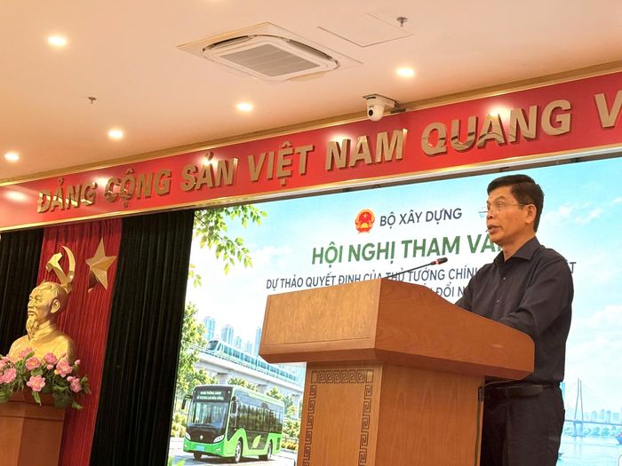 Thứ trưởng Bộ Xây dựng Lê Anh Tuấn phát biểu khai mạc Hội nghị.