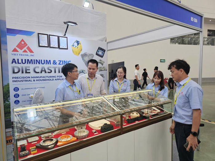 Gian trưng bày của Công ty CP Việt Thành.