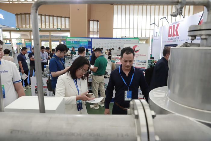 Sự kiện thu hút đông đảo khách tham quan, tìm hiểu, tăng cường hợp tác.