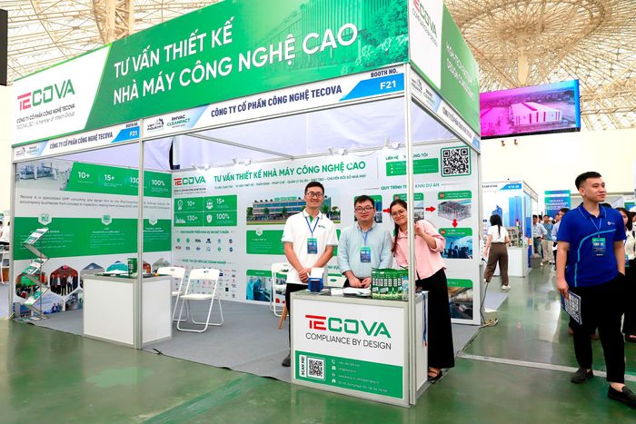 Ngoài ra còn sự góp mặt của nhiều doanh nghiệp với các ngành nghề khác nhau như: Công ty CP Công nghệ Tecova tư vấn, thiết kế và xây dựng nhà máy công nghệ cao. Công ty TNHH Công nghệ Môi trường Kale chuyên nghiên cứu, sản xuất quạt trần công nghiệp lưu lượng lớn, tốc độ thấp. ETM giới thiệu các giải pháp xử lý khí thải, nước cấp và nước thải công nghiệp, phục vụ nhà máy và khu công nghiệp. Tập đoàn ebm-papst có trụ sở tại Mulfingen, Đức, hoạt động trong lĩnh vực sản xuất quạt, động cơ điện và công nghệ thông gió, điều hòa không khí. Các sản phẩm điển hình gồm quạt ly tâm RadiPac và hệ sinh thái số NEXAIRA, phục vụ quản lý, vận hành và cải tạo hệ thống thông gió, làm mát tại nhà máy, tòa nhà...